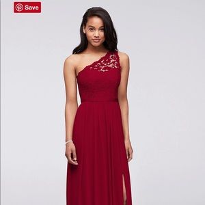 LONG ONE SHOULDER LACE BRIDESMAID DRESS
F17063